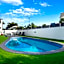 Noosa Parade Holiday Inn