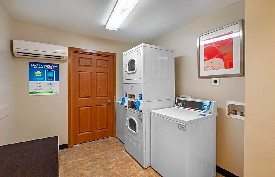 Extended Stay America Suites - Norfolk - Virginia Beach