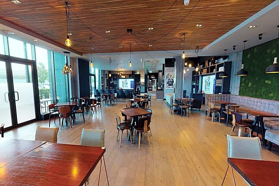 Village Hotel Farnborough