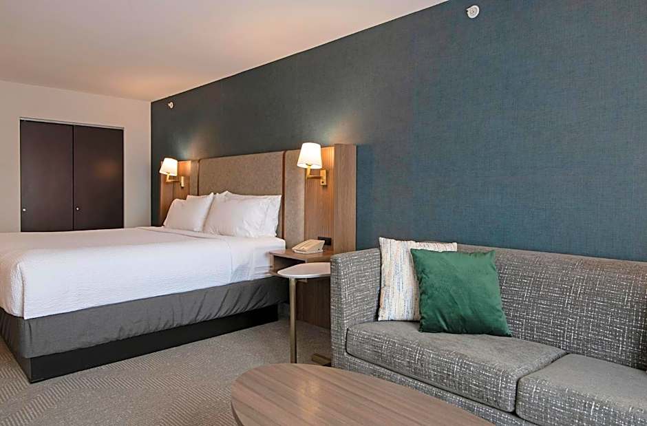 Holiday Inn Hotel and Suites-Kamloops By IHG