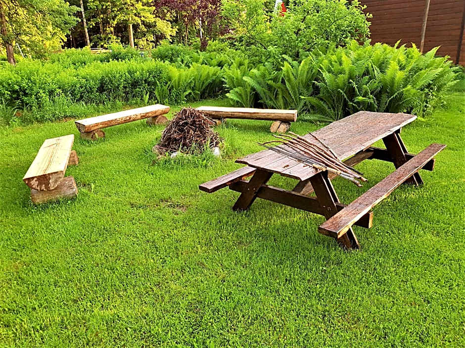 Białowieska Leśniczówka "U Jasia i Małgosi"