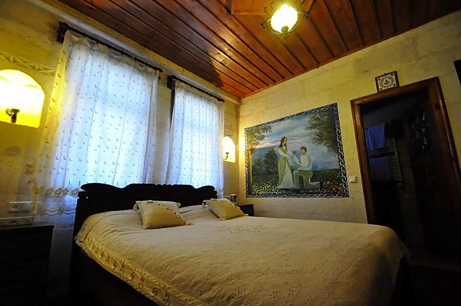 Kismet Cave House