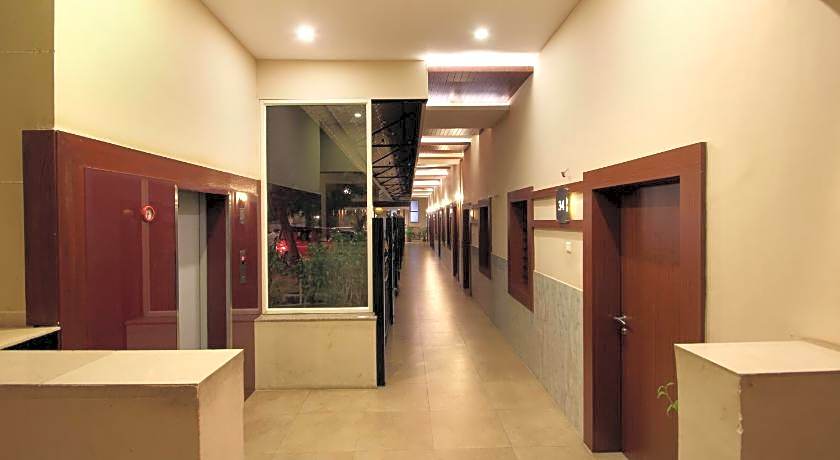 Taj Mahal Hotel Abids