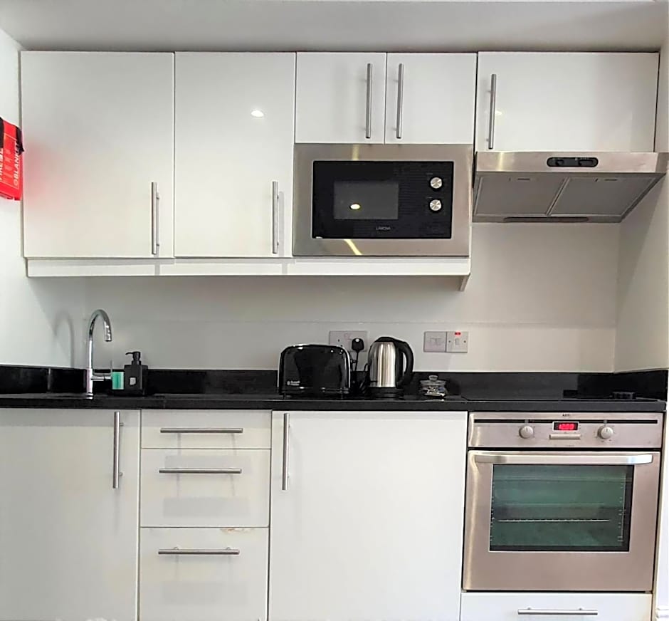 Hyde Park Superior Apartments