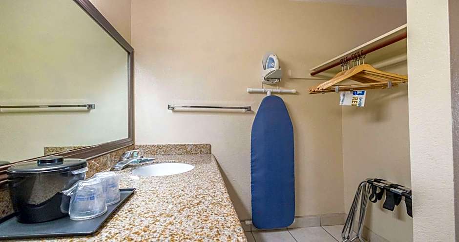 Best Western Roseville Inn