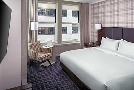 High Floor | King Bed