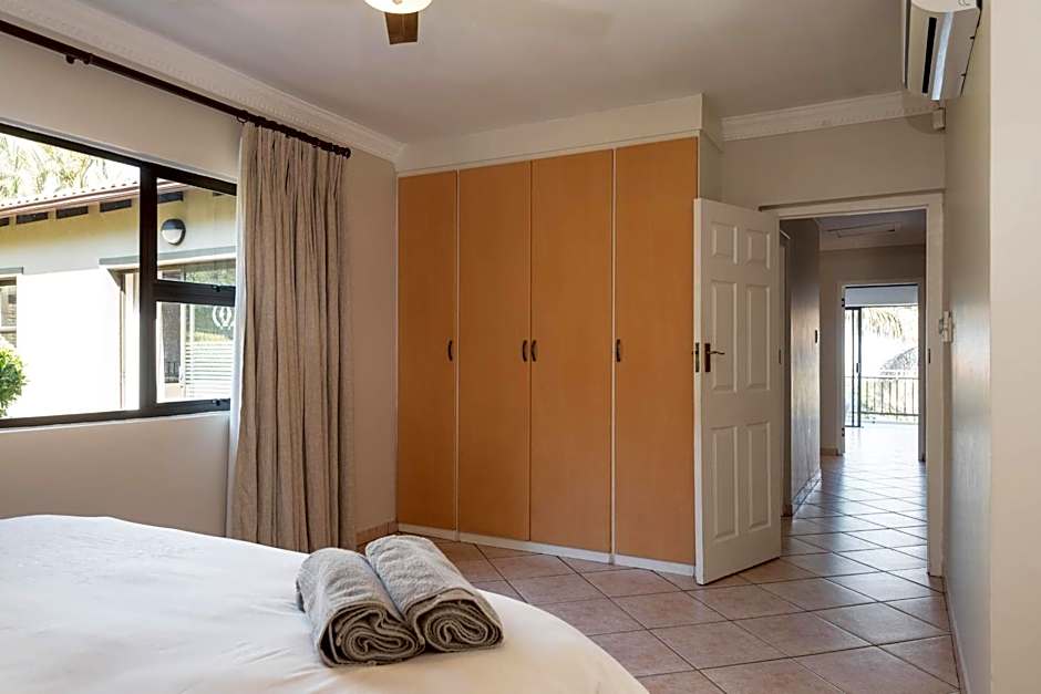 Shangri-La 6 Bedroom Ballito Beachfront KBW1