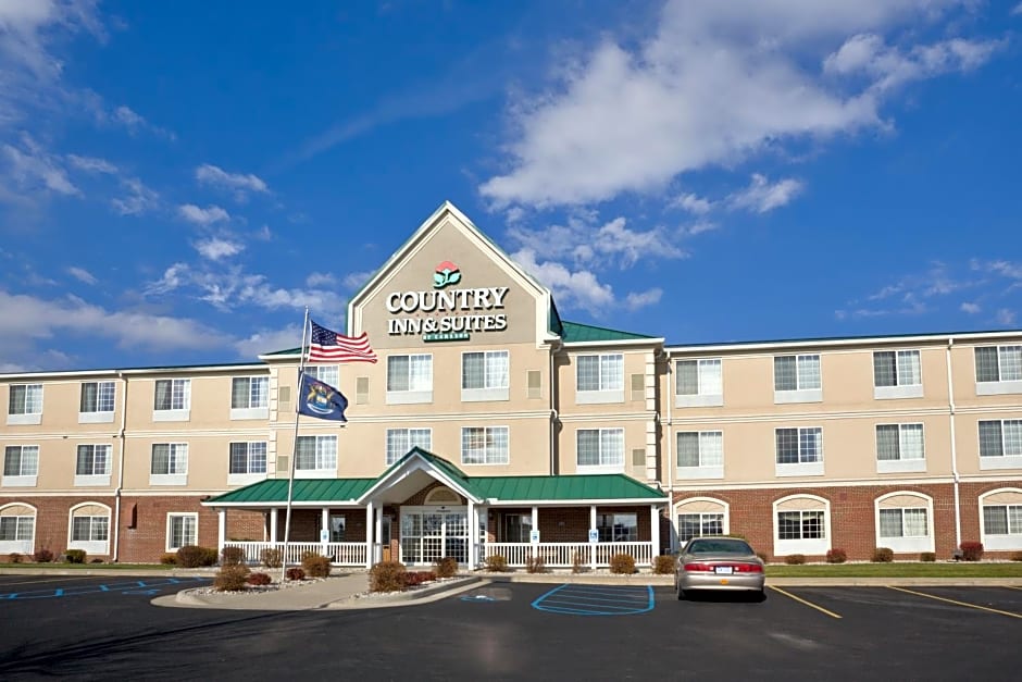 Country Inn & Suites by Radisson, Big Rapids, MI