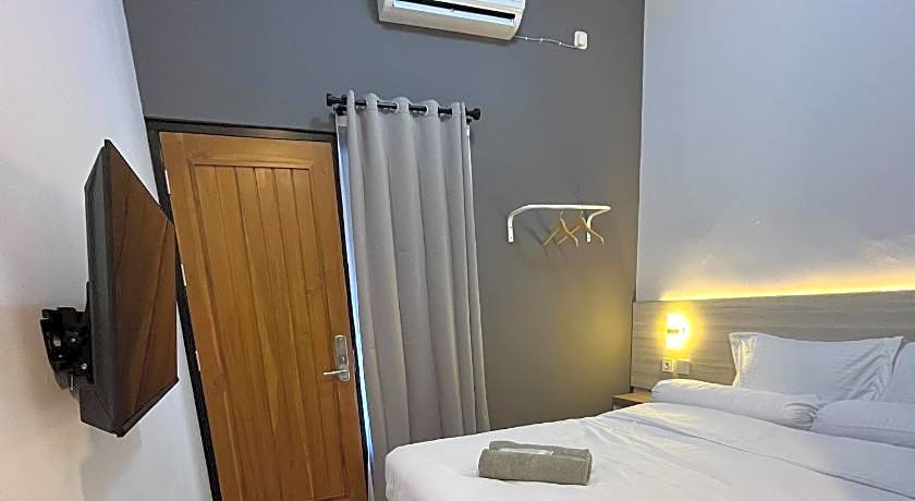 Kaira Room Guest House Syariah Mitra RedDoorz