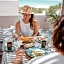DOS MARES Barefoot Hotel