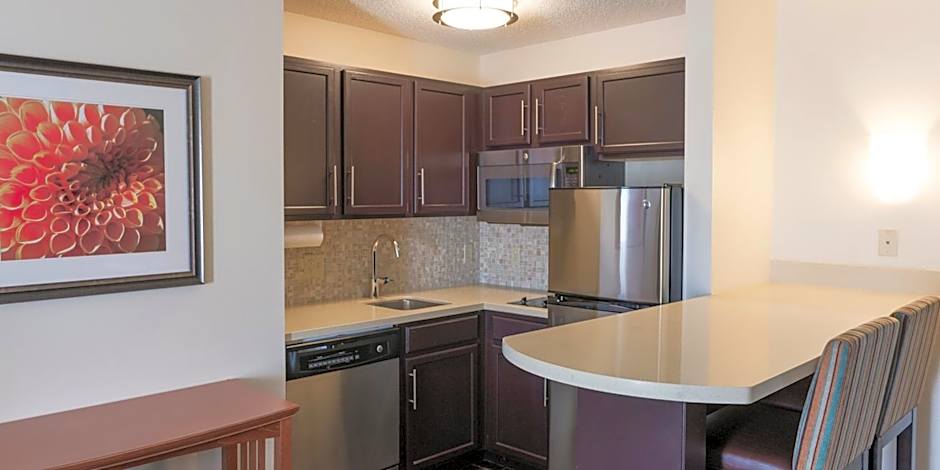 Staybridge Suites Fargo By IHG