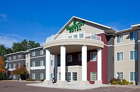 GrandStay Residential Suites Hotel - Eau Claire