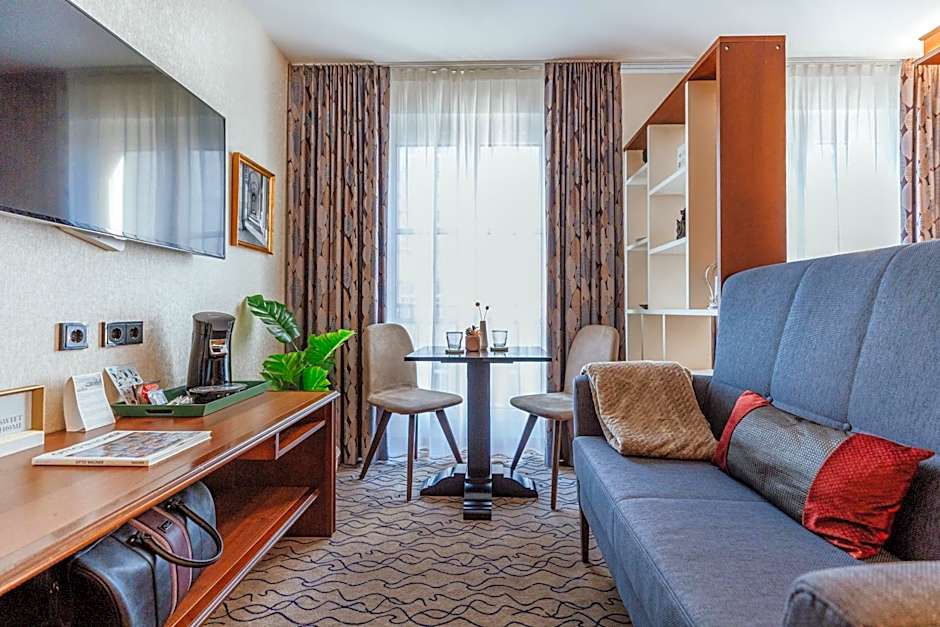 King's Hotel City Stay