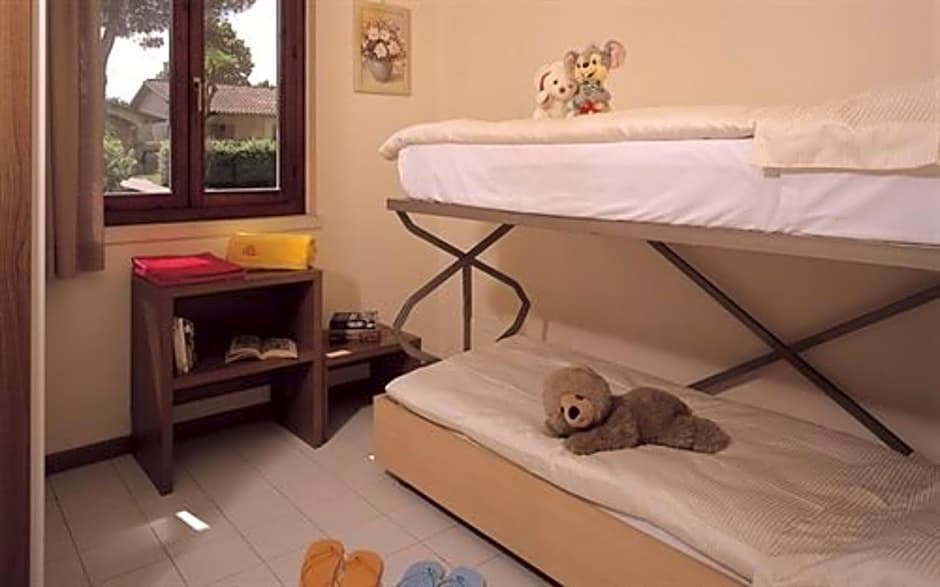 The Garda Village - Near Spiaggia Brema