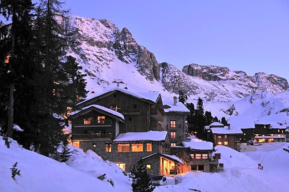 Hotel Carlina by Les Etincelles
