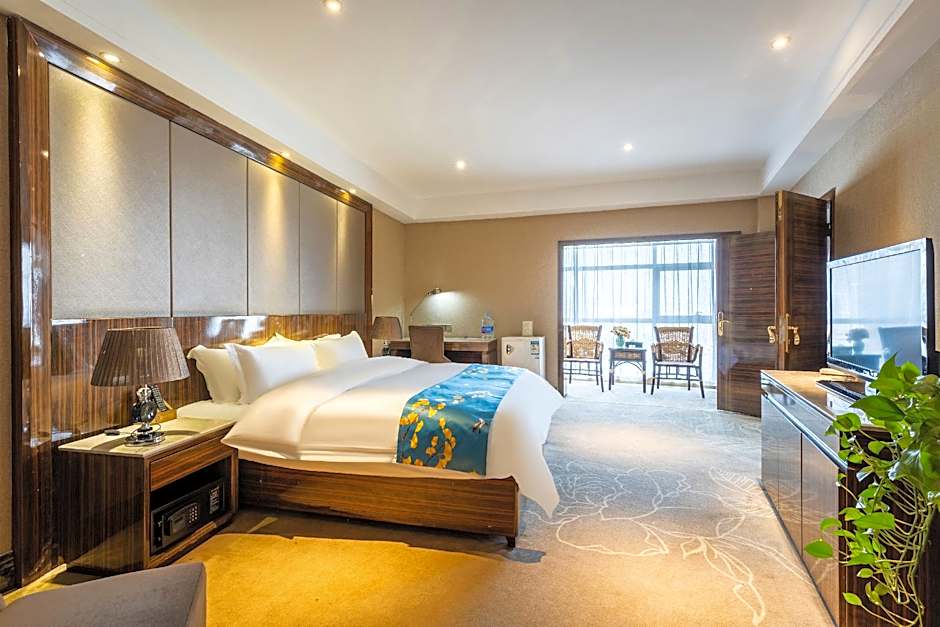 Greentree Eastern Huainan Guangchang Road Hotel