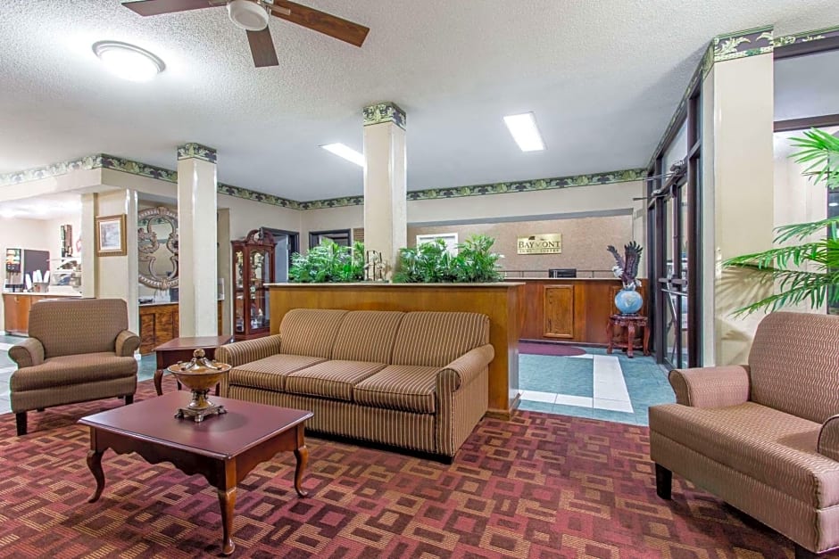 Baymont Inn & Suites