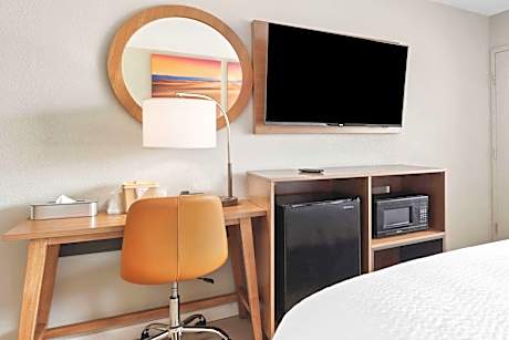 2 Double Beds Nonsmoking