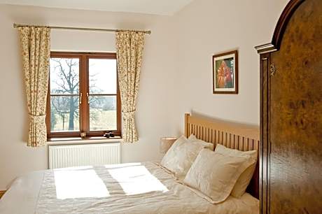 Deluxe Double Room with Shower