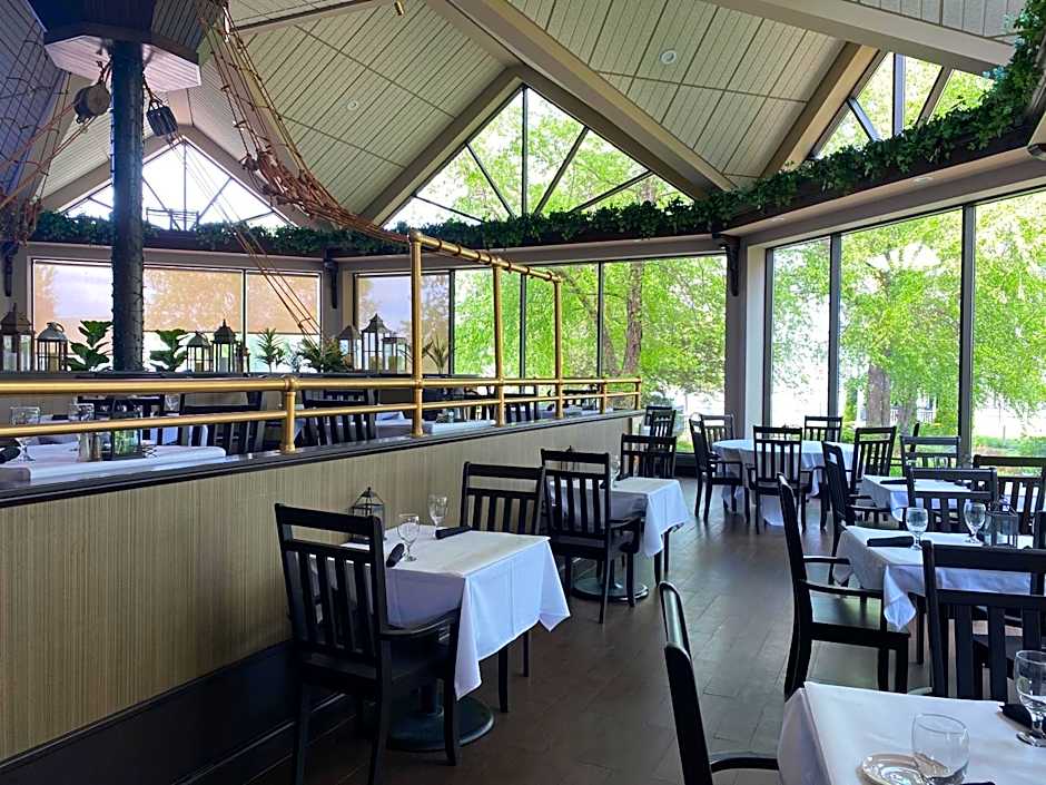 Clarion Hotel Conference Center on Lake Erie