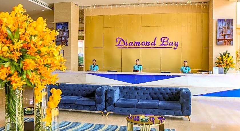 Diamond Bay Hotel