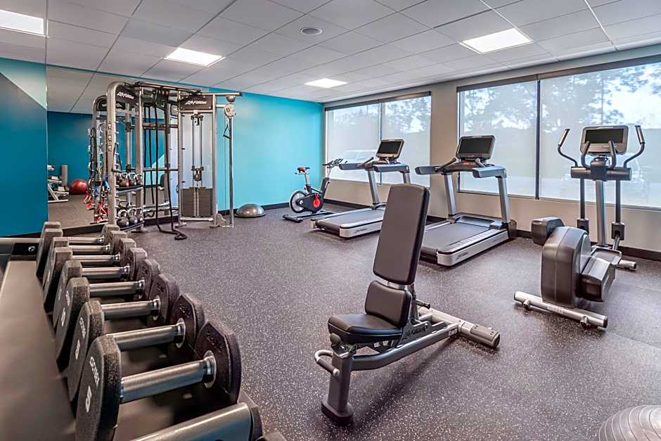 Avid Hotels Milwaukee West Waukesha By IHG