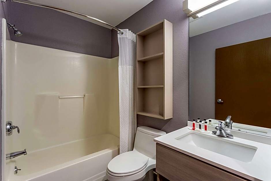 Microtel Inn & Suites By Wyndham Bethel/Danbury