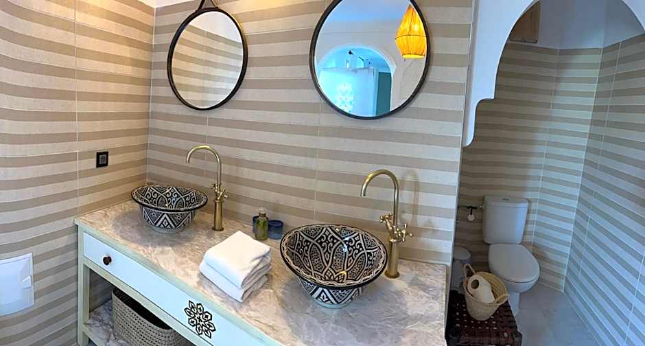 Magnifique Riad Julilu Privatise au coeur de la Medina 11P