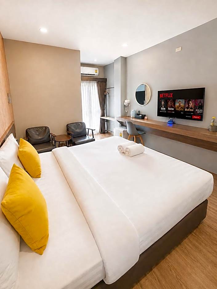 The S Hotel
