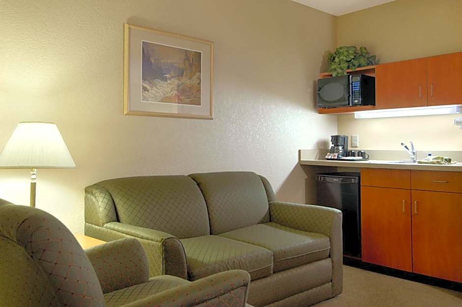 Days Inn by Wyndham Red Deer