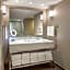 The Marquette Hotel, Curio Collection by Hilton