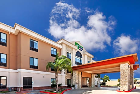 Holiday Inn Express & Suites Houston East, by IHG