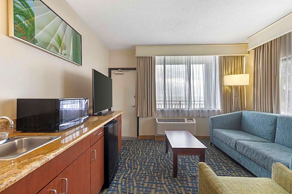 Best Western Ocean Beach Hotel & Suites
