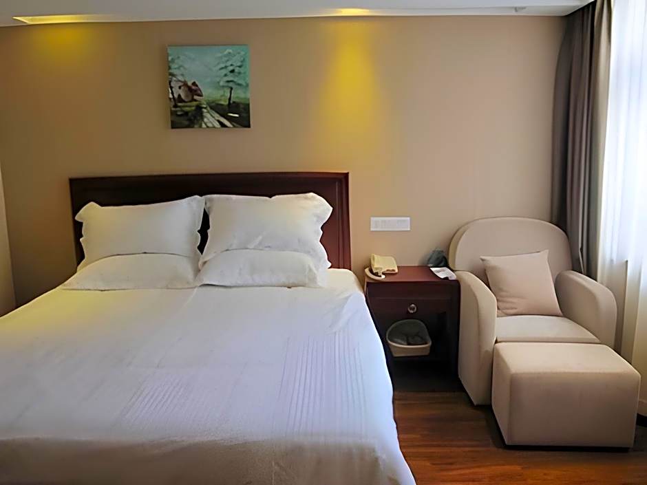GreenTree Inn Chuzhou Wandong International Car City Express Hotel
