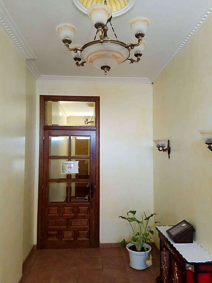 Hostal Restaurante Raton