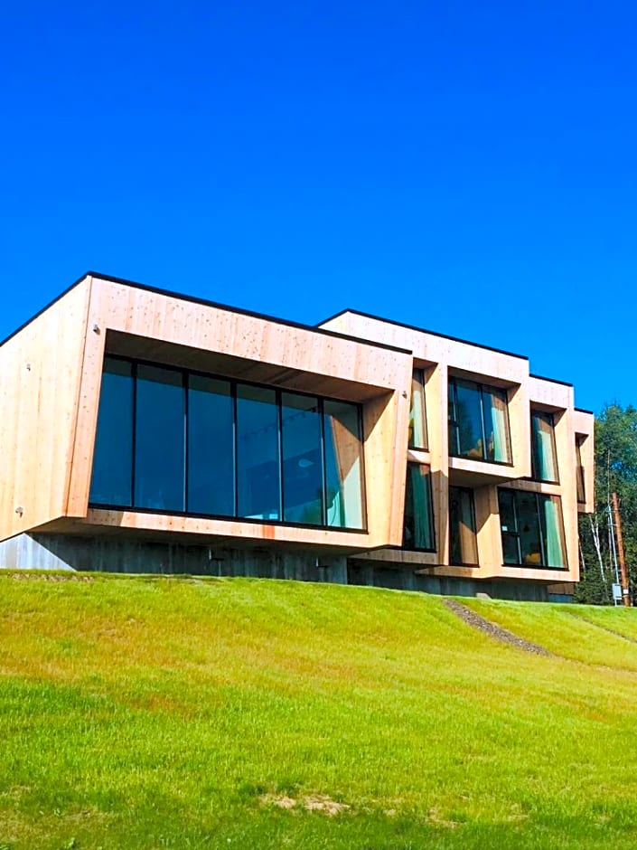 Aurora Villa
