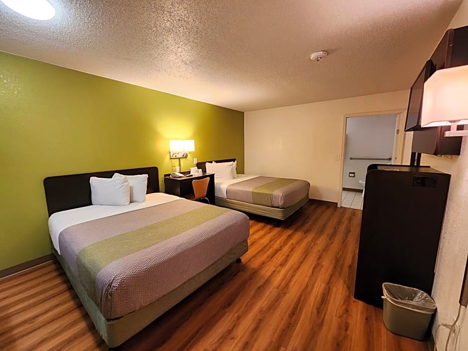 Motel 6-Baytown, TX - Baytown East