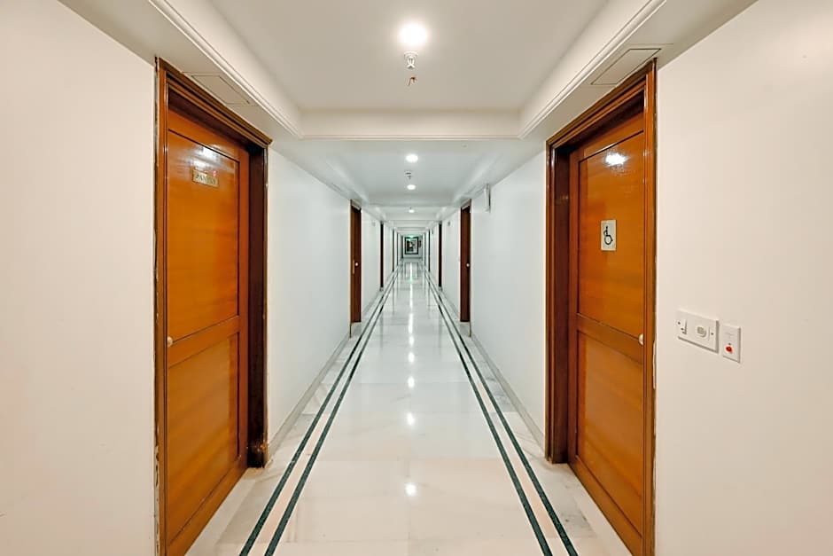 Hotel Parle International