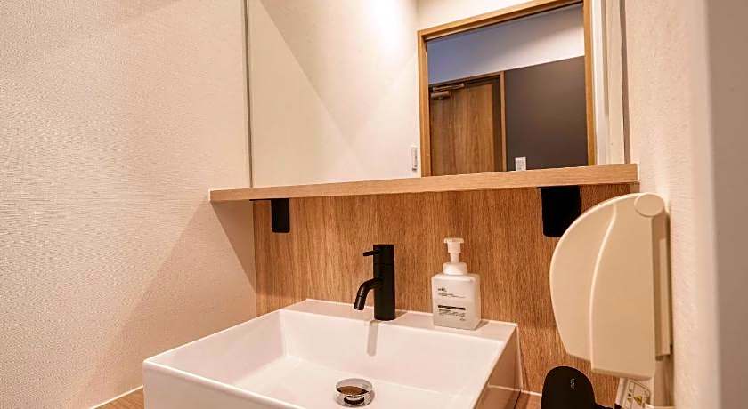 CABIN and HOTEL CONSTANT NAHA