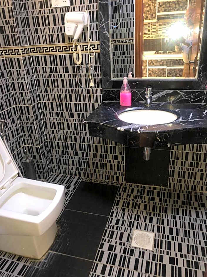 Emmad Furnished Hotel