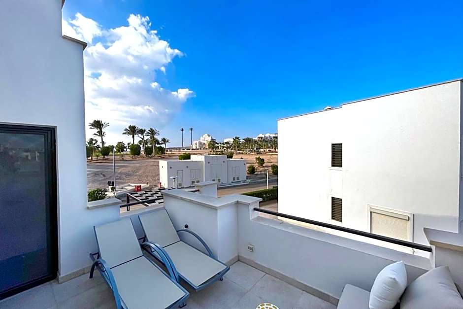 Haute & Hand-Picked 4BDR Villa Private Pool