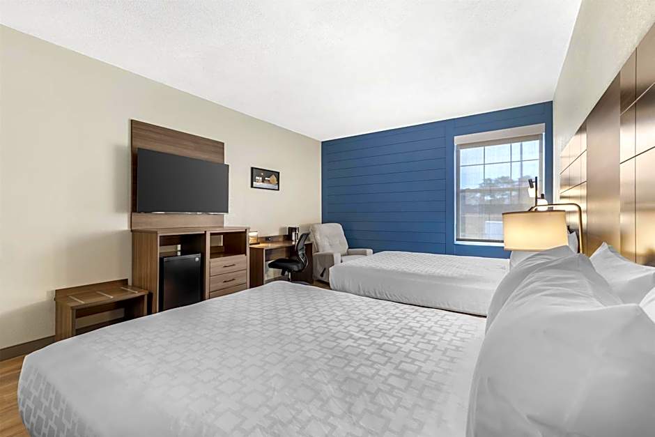 Best Western Plus Revere Inn & Suites