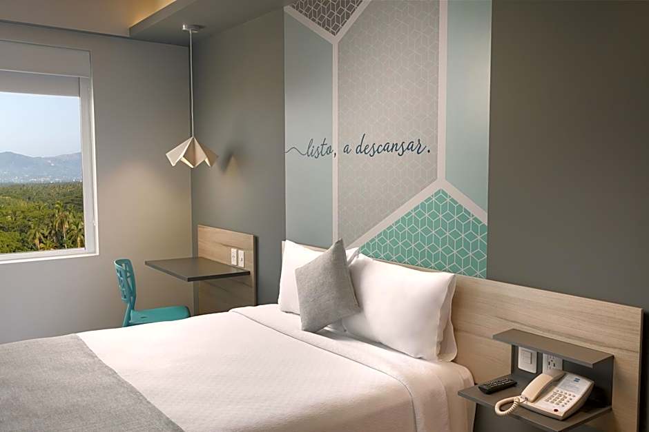 One Acapulco Diamante