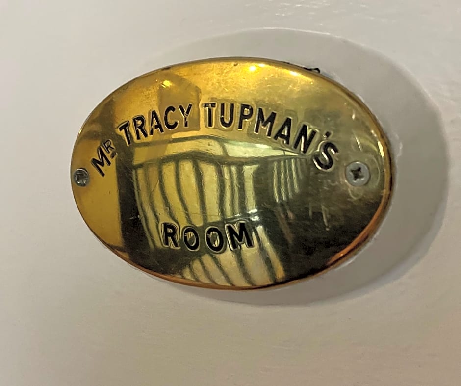 The Leather Bottle Ltd