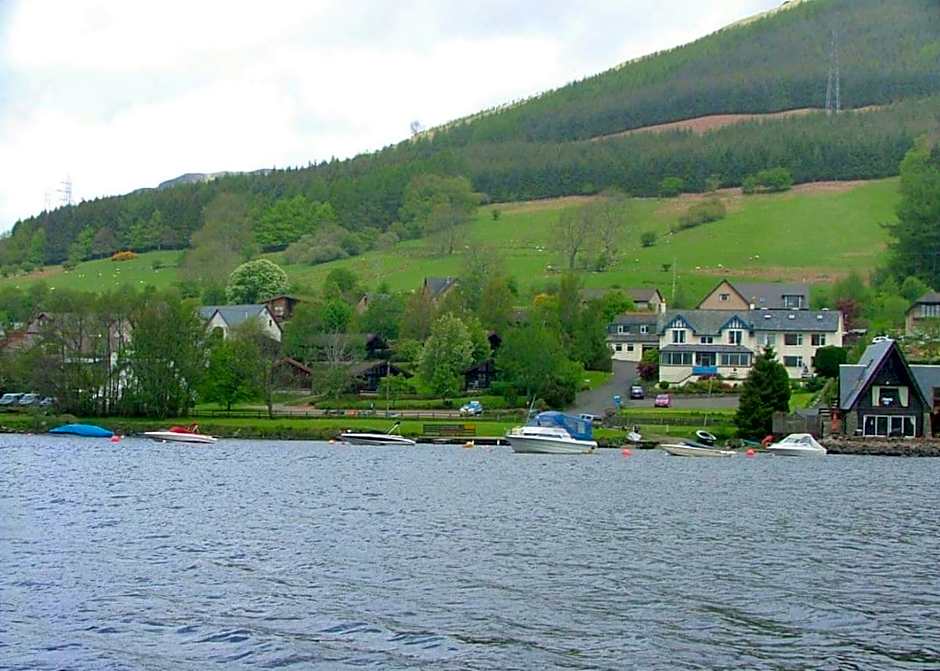 Lochearnhead Loch Side