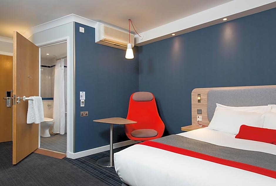 Holiday Inn Express Milton Keynes By IHG