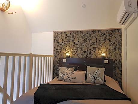 12 - LE VACOA - CHAMBRE 12 ETG D