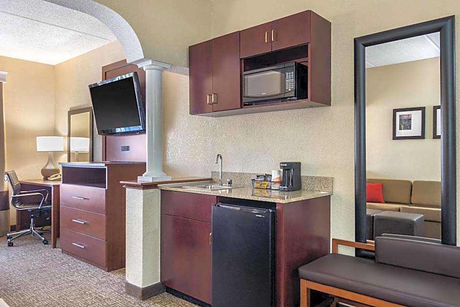 Comfort Suites Woodstock - Atlanta North