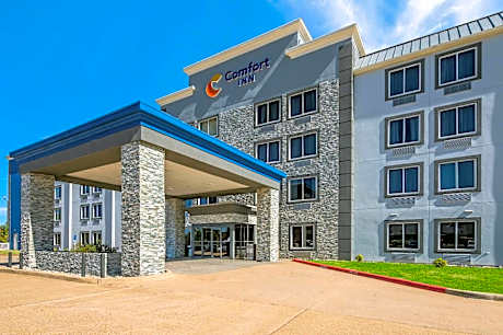 Comfort Inn Bossier City Casino Area near Shreveport Downtown