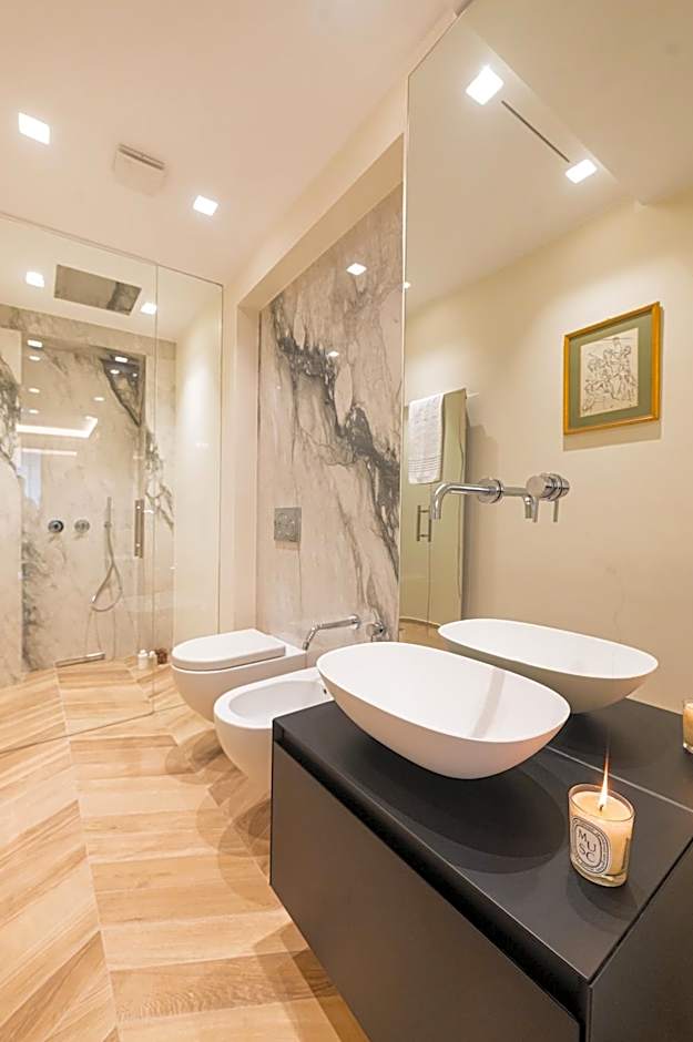 Naxi Suites